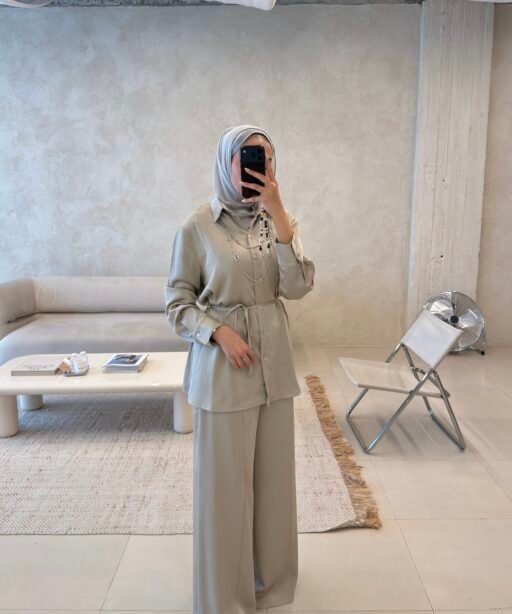 Alternative view of E'26 #3 Eid Pastel Set